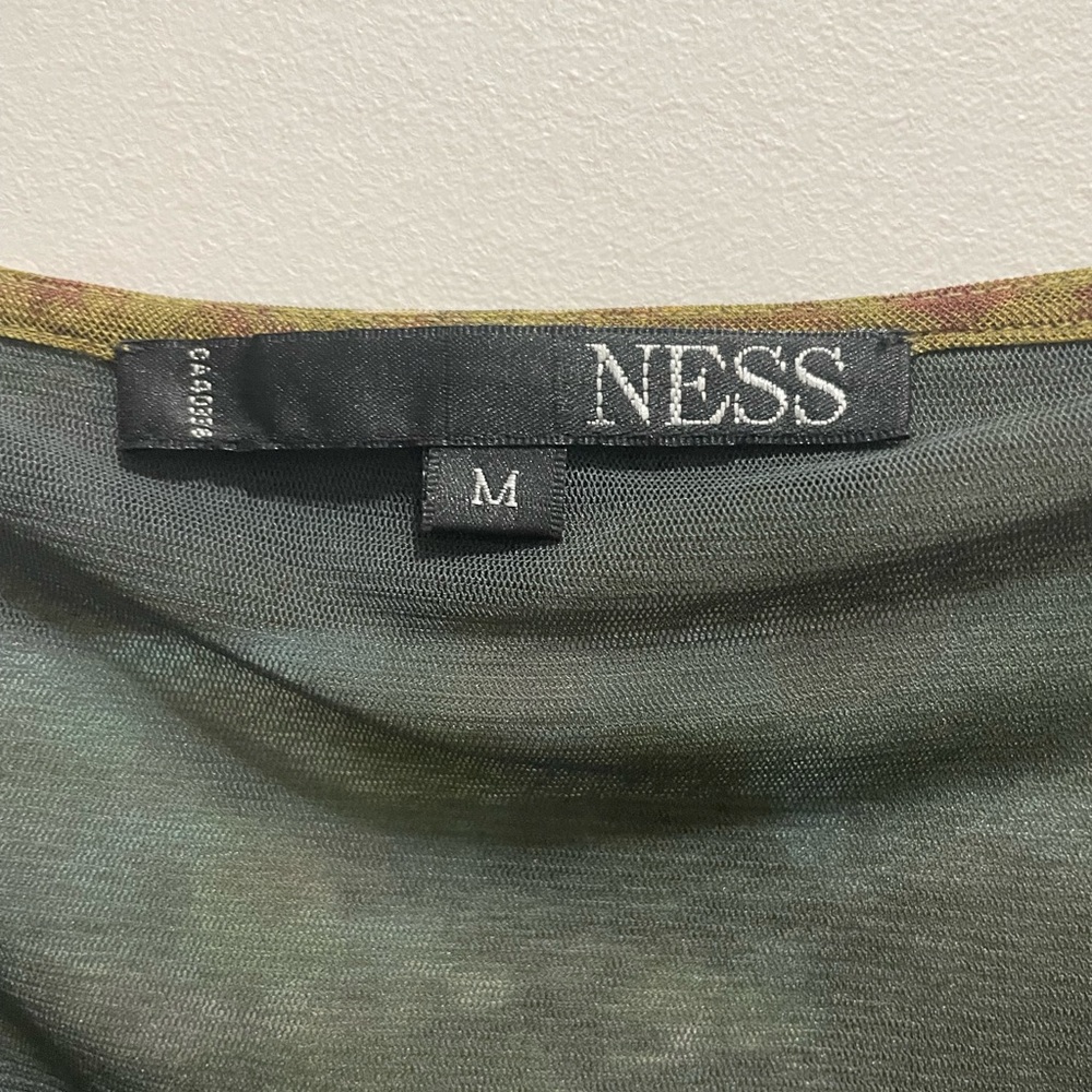 NESS top M - Picture 4 of 5